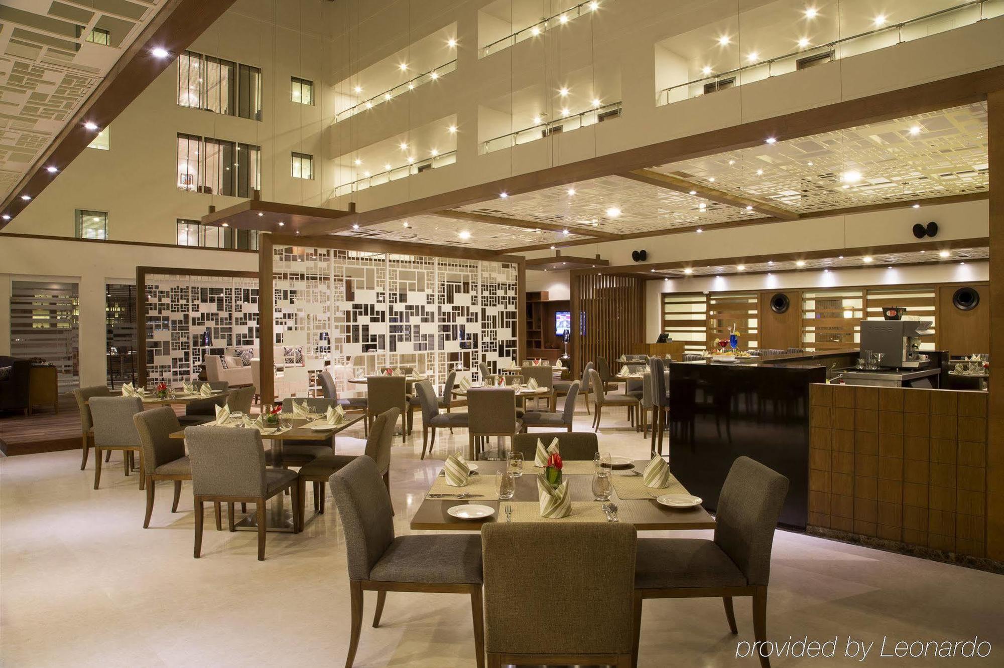 Oakwood Residence Prestige Whitefield Bangalore Buitenkant foto